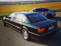 Schwarz Gebraucht 1997 BMW 750 Limousine | 49.990 €