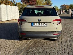 Grau Gebraucht 2019 Skoda Karoq Style SUV | 24.800 € (Fairer Preis)