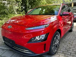 Rot Gebraucht 2022 Hyundai Kona Trend SUV | 17.300 € (Guter Preis)