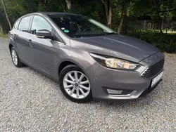 Braun Gebraucht 2015 Ford Focus Limousine | 7.999 € (Fairer Preis)
