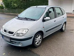 Silber Gebraucht 2000 Renault Scénic Van / Kleinbus | 999 €