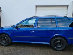 Blau Gebraucht 2010 Skoda Octavia Tour Kombi | 3.555 € (Guter Preis)