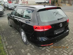 Deep black perleffekt Gebraucht 2019 VW Passat Comfortline Kombi | 17.500 € (Guter Preis)