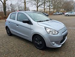 Silber Gebraucht 2015 Mitsubishi Space Star Diamant Edition Limousine | 4.299 € (Guter Preis)