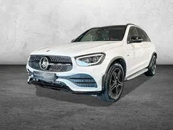 Weiß Gebraucht 2020 Mercedes GLC300e AMG SUV | 43.920 € (Teuer)