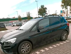 Schwarz Gebraucht 2015 BMW 218 Active Tourer Van / Kleinbus | 11.000 €