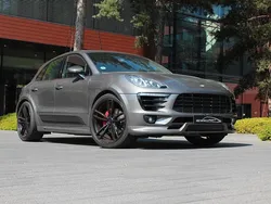 Grau Gebraucht 2015 Porsche Macan SUV | 36.900 €
