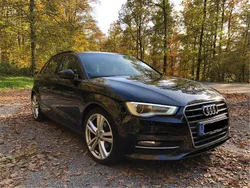 Schwarz Gebraucht 2013 Audi A3 Sportback Ambiente Limousine | 11.400 € (Fairer Preis)