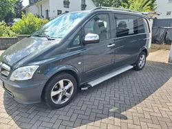 Grau Gebraucht 2012 Mercedes Vito Van / Kleinbus | 9.300 €