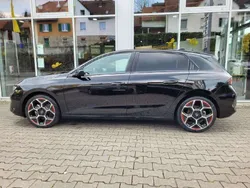 Karbon schwarz Gebraucht 2024 Opel Astra GS Line Limousine | 28.995 € (Teuer)