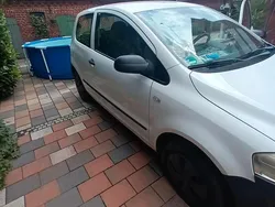 Weiß Gebraucht 2008 VW Fox Kleinwagen | 750 €