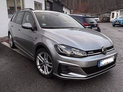 Grau Gebraucht 2018 VW Golf VII GTD Kombi | 17.450 € (Fairer Preis)