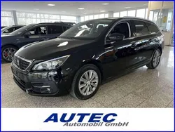 Schwarz, metallic Gebraucht 2021 Peugeot 308 Allure Kombi | 15.985 € (Superpreis)