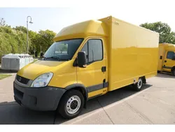 Gelb Gebraucht 2011 Iveco Daily Van | 12.614 €