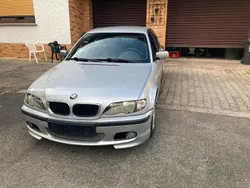 Silber Gebraucht 2002 BMW 318 Limousine | 2.000 € (Fairer Preis)