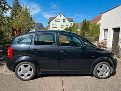 Schwarz Gebraucht 2002 Audi A2 Kleinwagen | 5.400 € (Etwas zu teuer)
