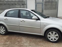 Grau Gebraucht 2006 Chevrolet Lacetti SX Limousine | 3.100 € (Etwas zu teuer)