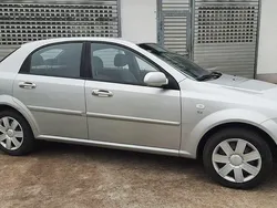 Grau Gebraucht 2006 Chevrolet Lacetti SX Limousine | 3.100 € (Etwas zu teuer)