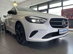 Weiß Gebraucht 2019 Mercedes B220 Business Van / Kleinbus | 23.290 € (Fairer Preis)