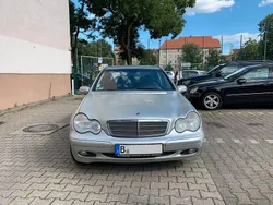 Silber Gebraucht 2003 Mercedes C180 Limousine | 1.700 € (Superpreis)