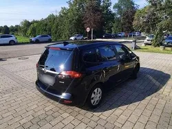 Schwarz Gebraucht 2017 Opel Zafira Tourer drive Van / Kleinbus | 10.600 €