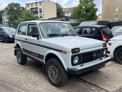 Weiß Gebraucht 2008 Lada niva SUV | 3.999 € (Fairer Preis)