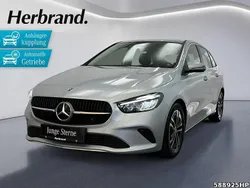 Metalliclack hightechsilber Gebraucht 2024 Mercedes B180 Progressive Van / Kleinbus | 31.880 € (Fairer Preis)
