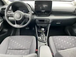 Blau Neu 2025 Toyota Yaris Hybrid Comfort Kleinwagen | 22.890 € (Guter Preis)