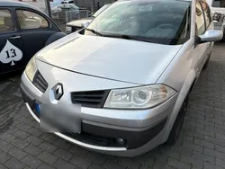 Silber Gebraucht 2006 Renault Mégane GrandTour Kombi | 1.000 € (Fairer Preis)