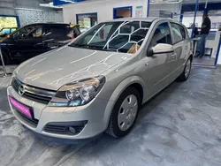 Gold Gebraucht 2006 Opel Astra Edition Kombi | 5.790 € (Teuer)