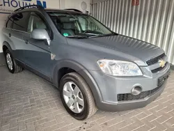Grau Gebraucht 2010 Chevrolet Captiva SUV | 5.450 € (Etwas zu teuer)