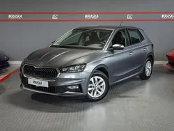 Grau Gebraucht 2021 Skoda Fabia Ambition Limousine | 13.990 € (Guter Preis)