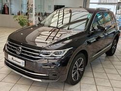 Deepblackperl Gebraucht 2023 VW Tiguan Elegance SUV | 36.980 € (Fairer Preis)