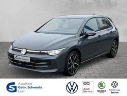 Andere farbe Gebraucht 2024 VW Golf VIII Edition Kleinwagen | 30.880 € (Fairer Preis)