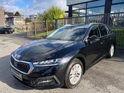 Schwarzmagic perleffekt Gebraucht 2023 Skoda Octavia Ambition Kombi | 23.950 € (Superpreis)