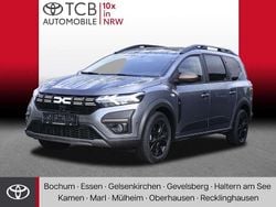 Dolomitgrau Gebraucht 2024 Dacia Jogger Extreme Van / Kleinbus | 19.989 € (Fairer Preis)