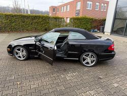 Schwarz Gebraucht 2007 Mercedes CLK63 AMG AMG Cabrio | 26.500 €