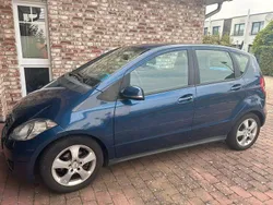 Blau Gebraucht 2009 Mercedes A180 Limousine | 5.400 € (Guter Preis)