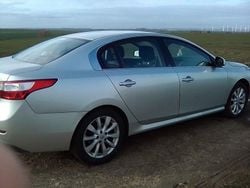 Silber Gebraucht 2011 Renault Latitude Limousine | 9.000 €