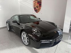 Tiefschwarz Gebraucht 2024 Porsche 992 Coupé | 109.980 € (Superpreis)