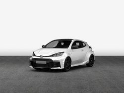 Schneeweiß Neu 2025 Toyota Yaris Hybrid Limousine | 27.358 € (Etwas zu teuer)