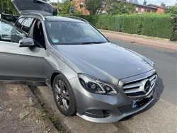 Grau Gebraucht 2015 Mercedes E350 Avantgarde Limousine | 21.650 € (Etwas zu teuer)