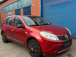 Rot Gebraucht 2012 Dacia Logan Kleinwagen | 2.050 €