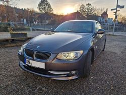 Braun Gebraucht 2010 BMW 325 Cabriolet Sport Line Cabrio | 14.850 € (Fairer Preis)