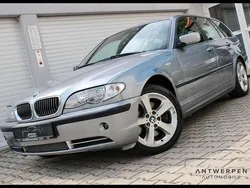 Silbergrau Gebraucht 2004 BMW 330 Exclusive Kombi | 7.990 € (Guter Preis)