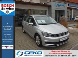 Silber Gebraucht 2022 VW Touran Comfortline Van / Kleinbus | 27.890 € (Etwas zu teuer)