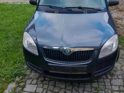 Grau Gebraucht 2009 Skoda Fabia Kleinwagen | 619 € (Superpreis)