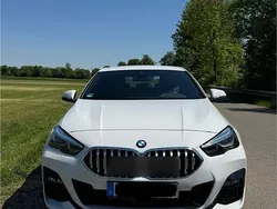 Weiß Gebraucht 2021 BMW 218 M Sport Limousine | 25.000 €