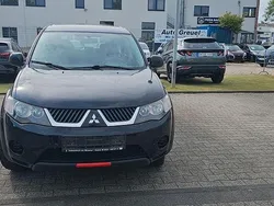 Schwarz Gebraucht 2009 Mitsubishi Outlander Inform SUV | 2.999 € (Etwas zu teuer)