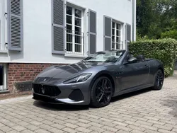 Grau Gebraucht 2018 Maserati GranCabrio Cabrio | 124.900 €